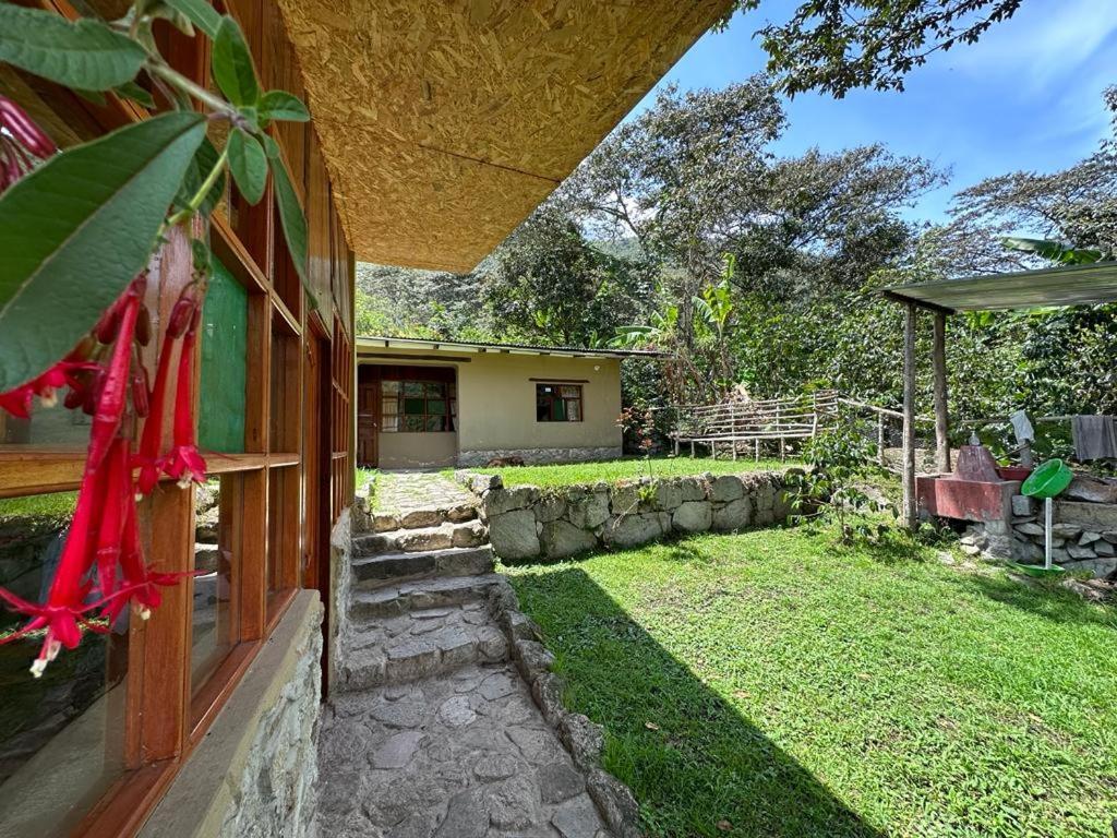 Lia B&B Lucmabamba Sahuayaco Luaran gambar