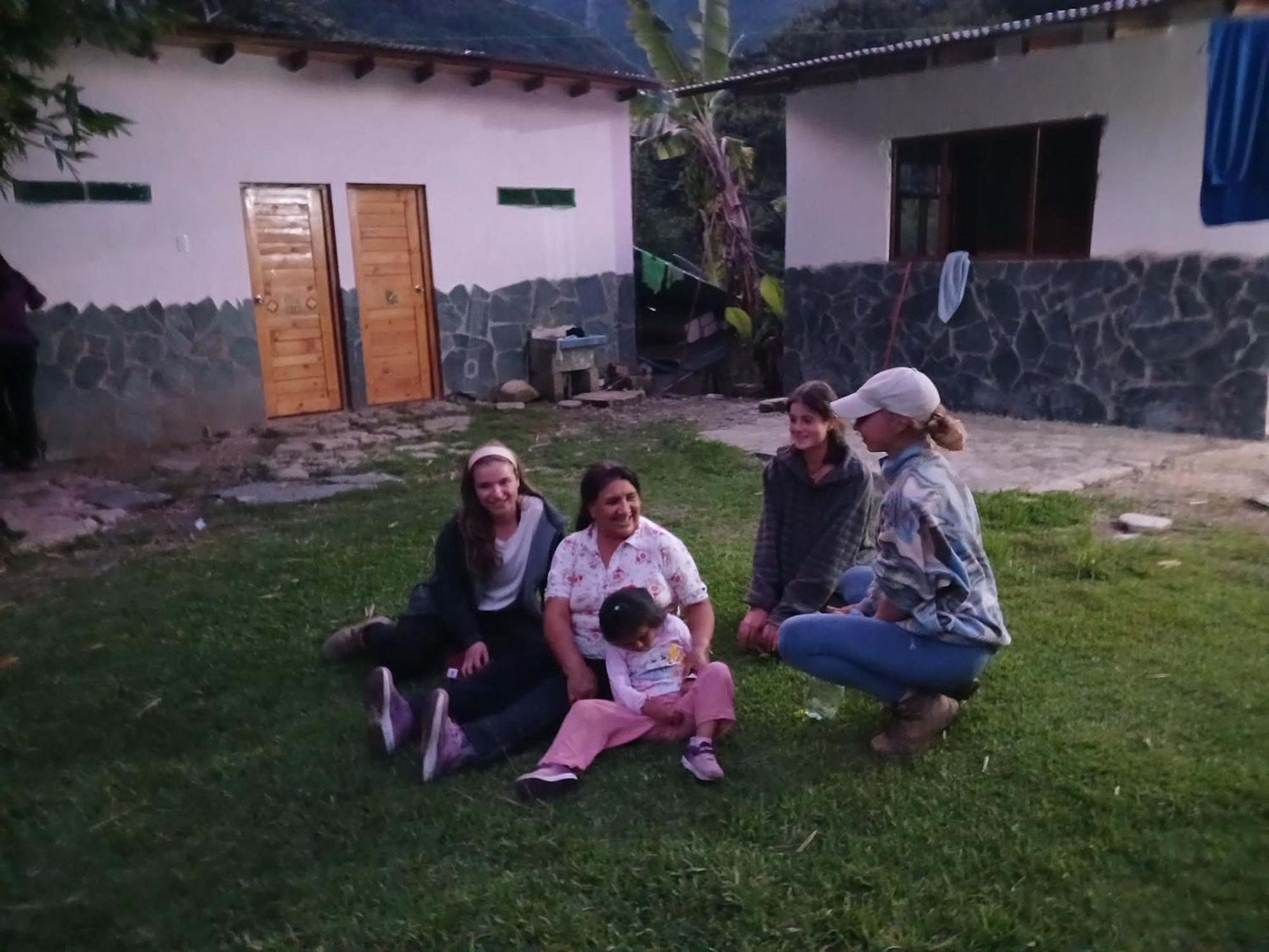 Lia B&B Lucmabamba Sahuayaco Luaran gambar