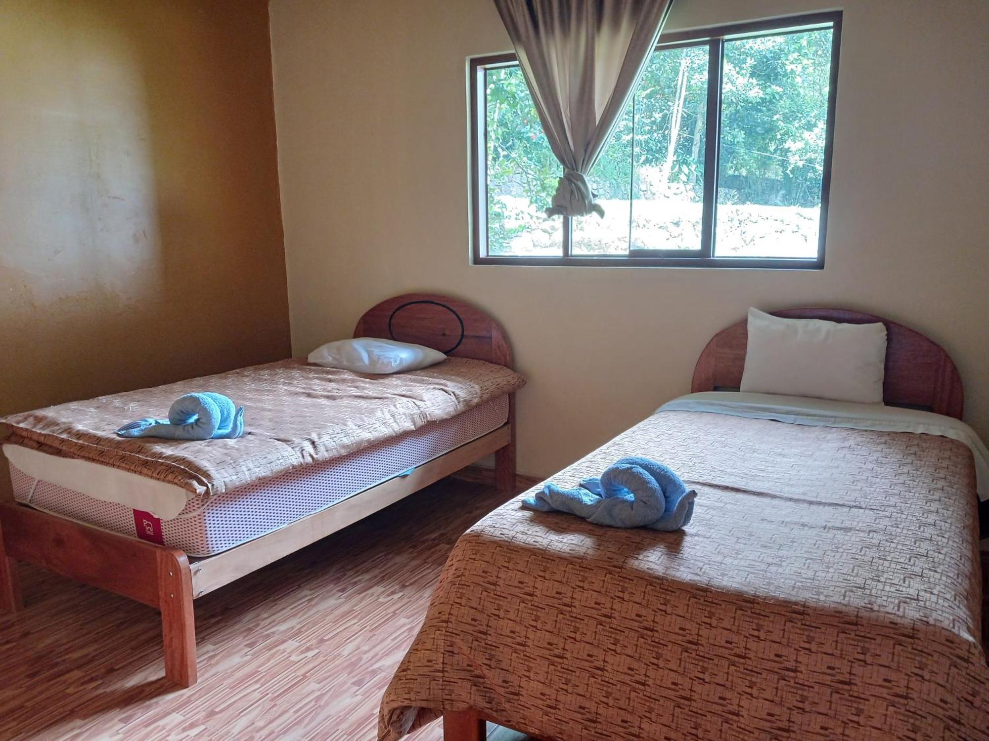 Lia B&B Lucmabamba Sahuayaco Luaran gambar