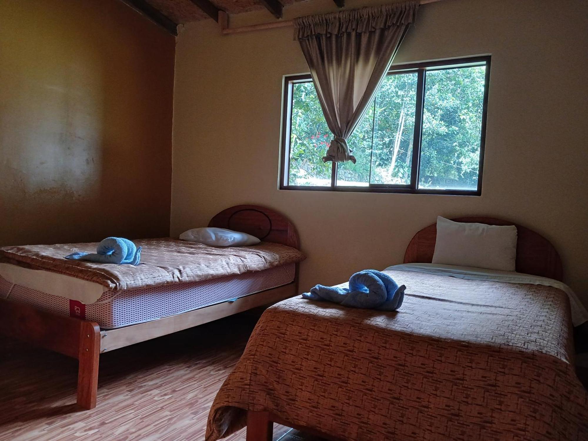 Lia B&B Lucmabamba Sahuayaco Luaran gambar